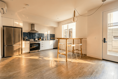 Floor plan for studio, 1 bath, 312 sqft